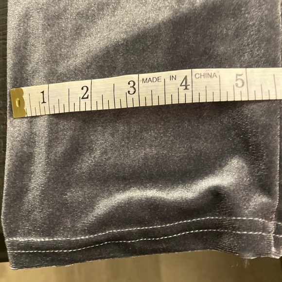 2 Piece Gray Velour Top & Pants Outfit, Size CL, No other label included see pic - Picture 7 of 14